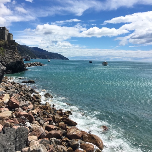 Meet your Posher, Trin - Picture 1 of 1